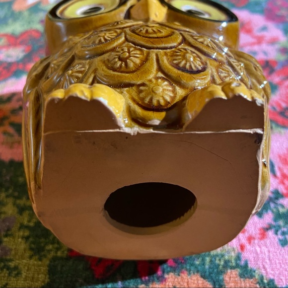 MCM Vtg Napkin Holder | Big Eyed Owl | Glazed Ceramic - Picture 6 of 6